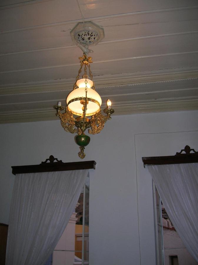 סימי Marthas Traditional House מראה חיצוני תמונה