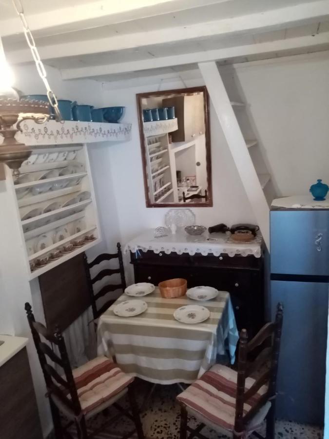 סימי Marthas Traditional House מראה חיצוני תמונה